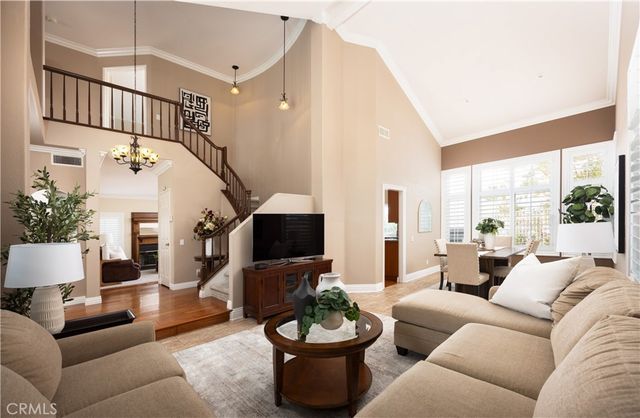 547 S Eveningsong Lane, Anaheim Hills, CA 92808