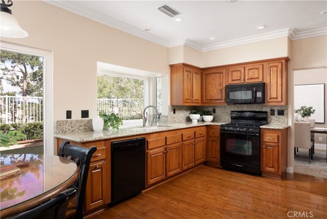 547 S Eveningsong Lane, Anaheim Hills, CA 92808