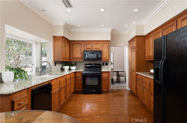 547 S Eveningsong Lane, Anaheim Hills, CA 92808