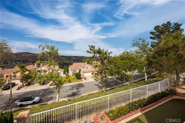 547 S Eveningsong Lane, Anaheim Hills, CA 92808