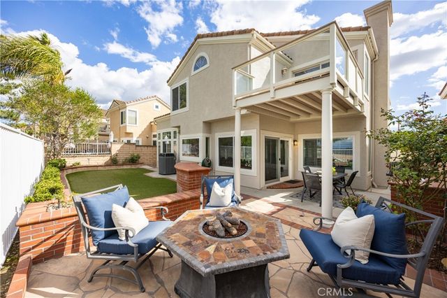 547 S Eveningsong Lane, Anaheim Hills, CA 92808