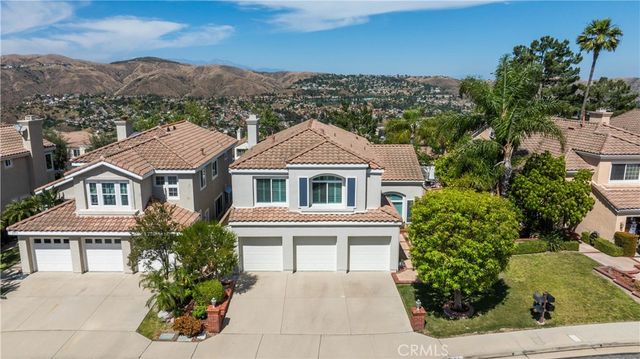 547 S Eveningsong Lane, Anaheim Hills, CA 92808