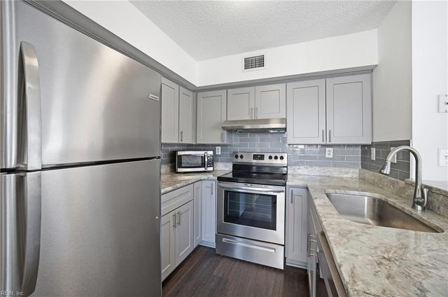 4760 Red Duck CT, Virginia Beach, VA 23462