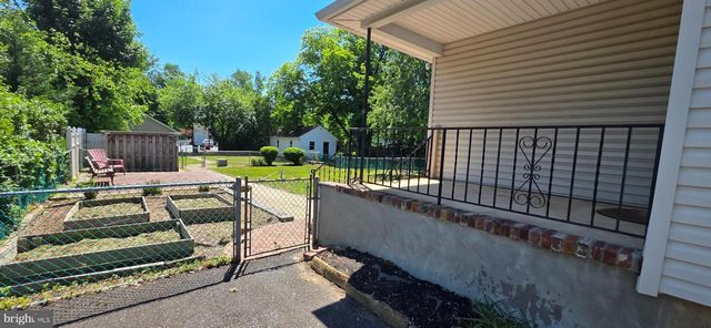 246 FRANKLIN ST, Hightstown, NJ 08520