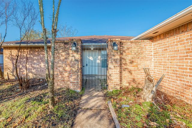 3806 Embarcadero Drive, Houston, TX 77082