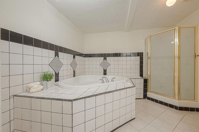 3806 Embarcadero Drive, Houston, TX 77082