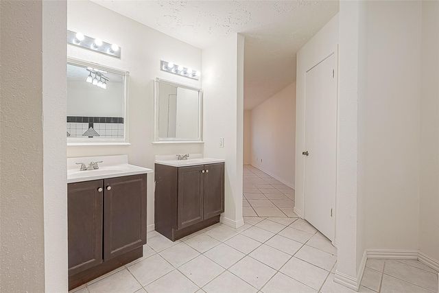 3806 Embarcadero Drive, Houston, TX 77082