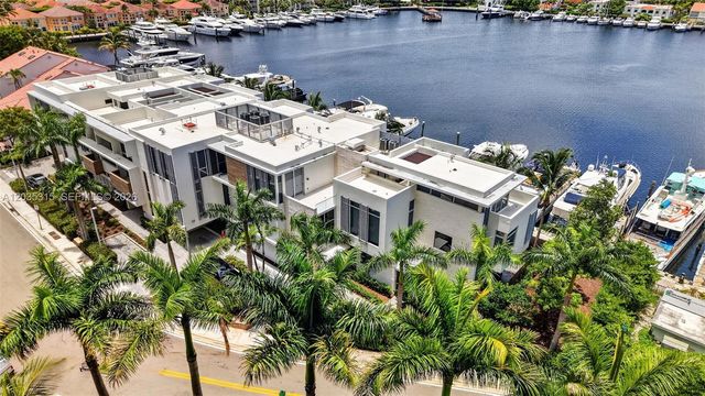 3750 Yacht Club Dr TH5, Aventura, FL 33180