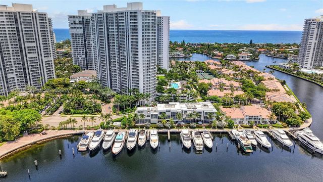 3750 Yacht Club Dr TH5, Aventura, FL 33180