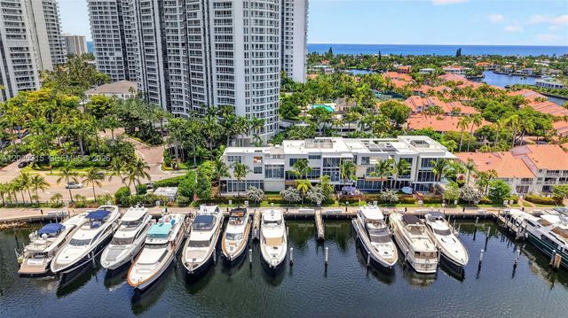 3750 Yacht Club Dr TH5, Aventura, FL 33180