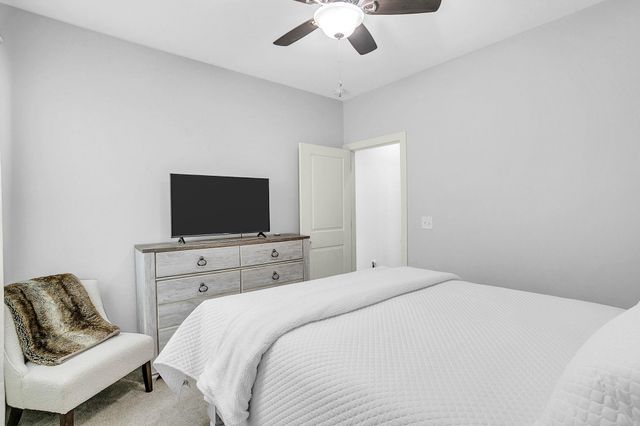 6 Lakeway Place, Simpsonville, SC 29681