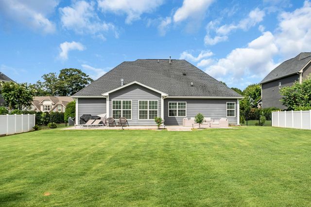 6 Lakeway Place, Simpsonville, SC 29681