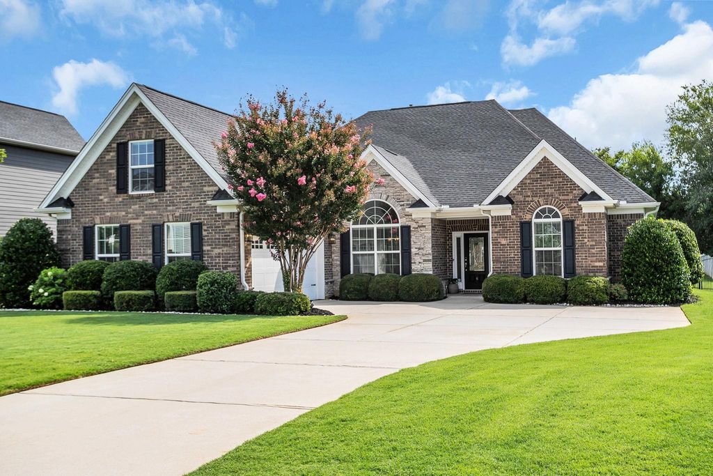 6 Lakeway Place, Simpsonville, SC 29681