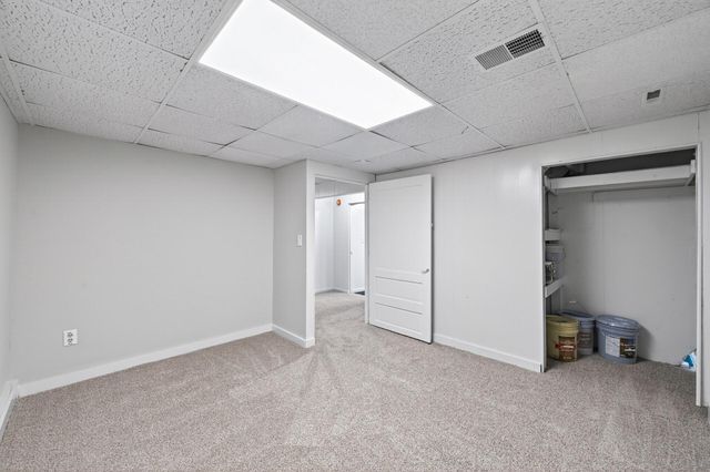 1790 Oakcrest Avenue, Roseville, MN 55113