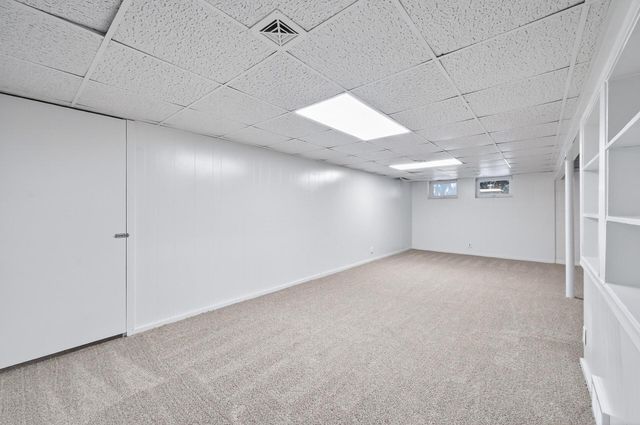 1790 Oakcrest Avenue, Roseville, MN 55113