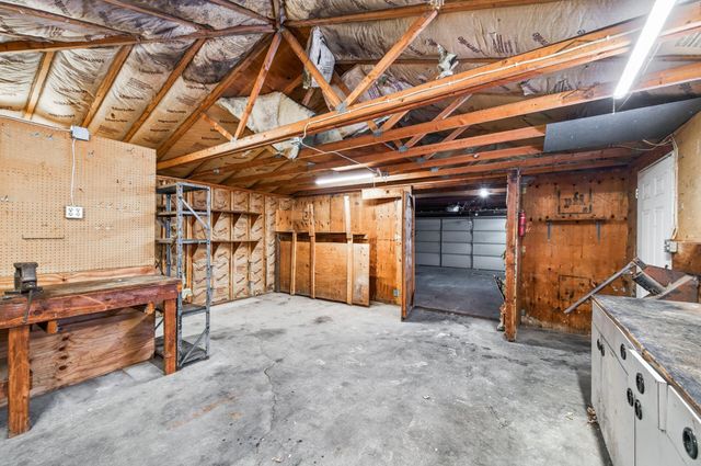 1790 Oakcrest Avenue, Roseville, MN 55113