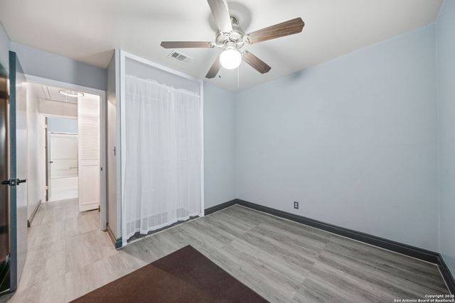 6022 Castle View Drive, San Antonio, TX 78218