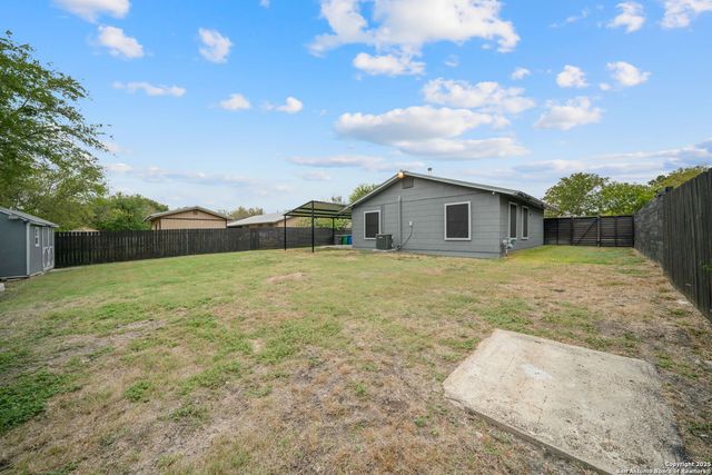 6022 Castle View Drive, San Antonio, TX 78218