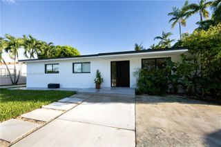 10250 SW 32nd St, Miami, FL 33165