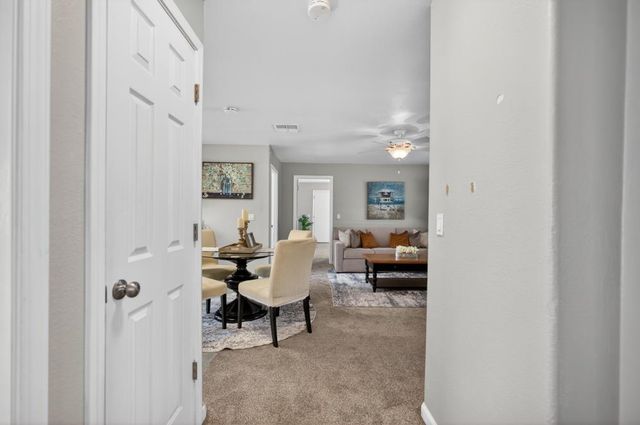 4405 34th St, Sacramento, CA 95820