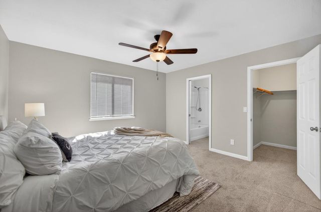 4405 34th St, Sacramento, CA 95820