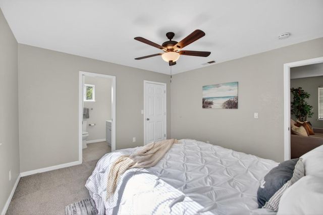 4405 34th St, Sacramento, CA 95820