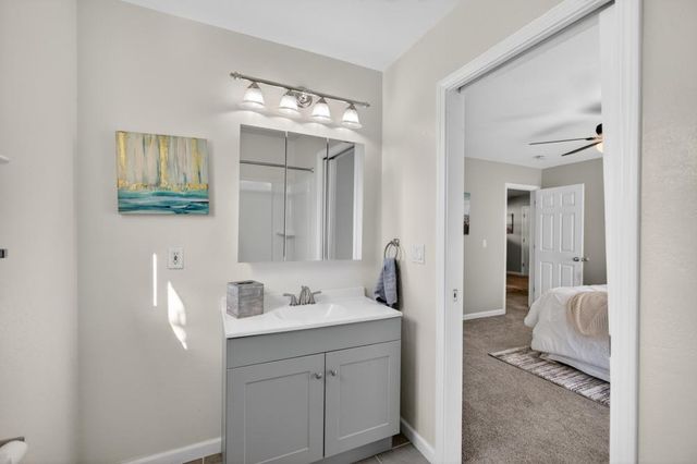 4405 34th St, Sacramento, CA 95820