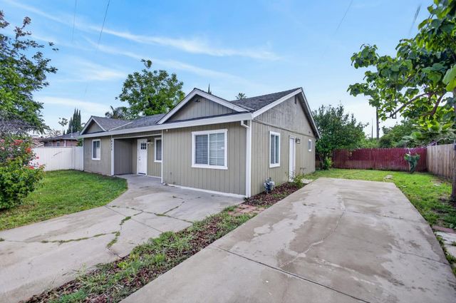 4405 34th St, Sacramento, CA 95820