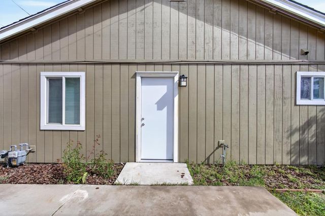 4405 34th St, Sacramento, CA 95820