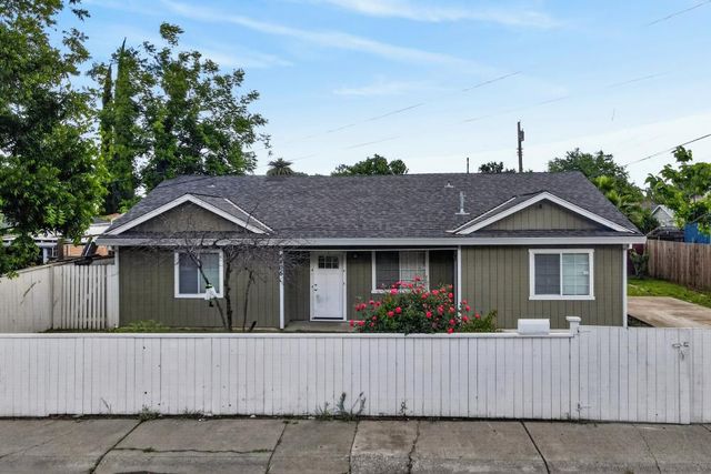 4405 34th St, Sacramento, CA 95820