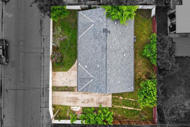 4405 34th St, Sacramento, CA 95820