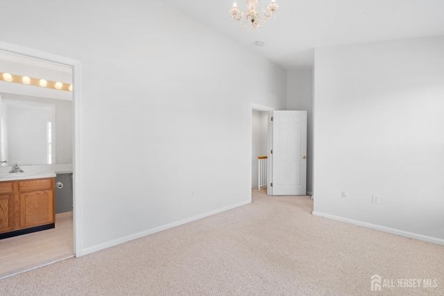 95 Woodlake Drive, Sayreville, NJ 08859