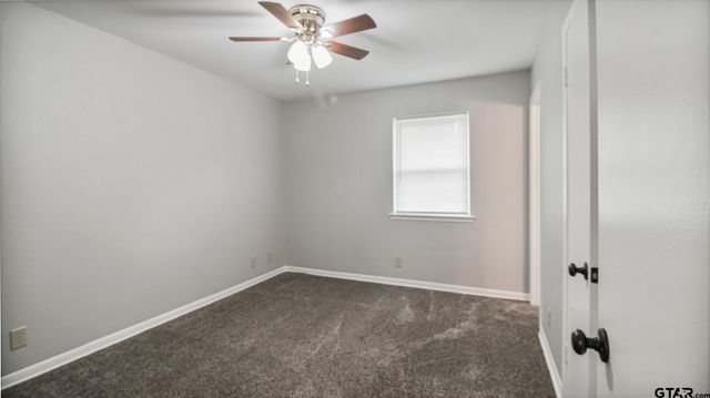 302 Shady Lane, Whitehouse, TX 75791