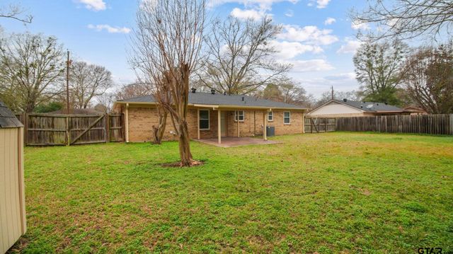 302 Shady Lane, Whitehouse, TX 75791