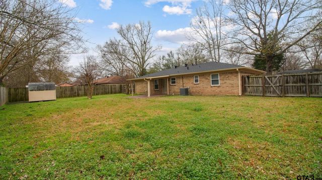 302 Shady Lane, Whitehouse, TX 75791