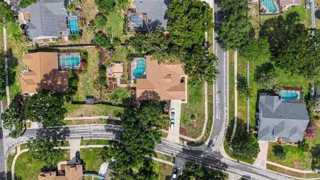 3916 BROOMSEDGE LANE, Valrico, FL 33596