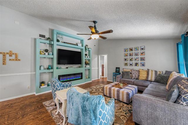 3916 BROOMSEDGE LANE, Valrico, FL 33596