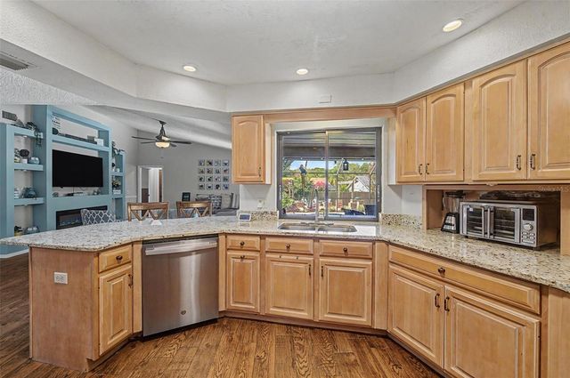 3916 BROOMSEDGE LANE, Valrico, FL 33596