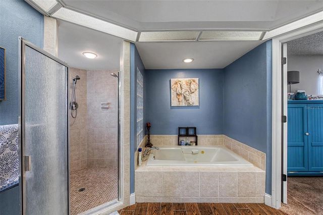 3916 BROOMSEDGE LANE, Valrico, FL 33596