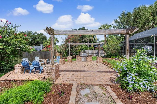 3916 BROOMSEDGE LANE, Valrico, FL 33596