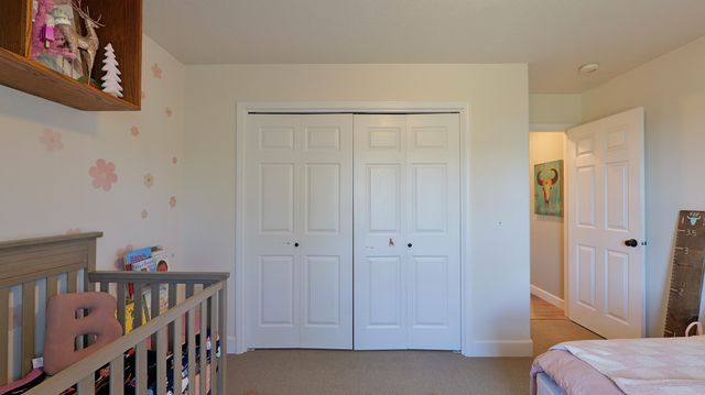 381 Pinetop Terrace, Shady Cove, OR 97539