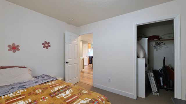 381 Pinetop Terrace, Shady Cove, OR 97539