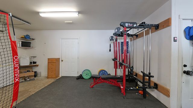 381 Pinetop Terrace, Shady Cove, OR 97539