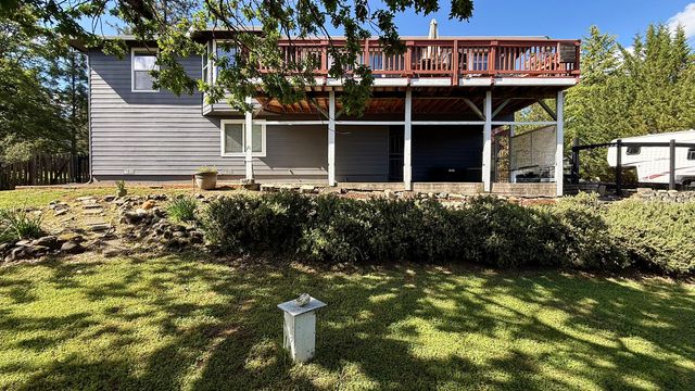 381 Pinetop Terrace, Shady Cove, OR 97539