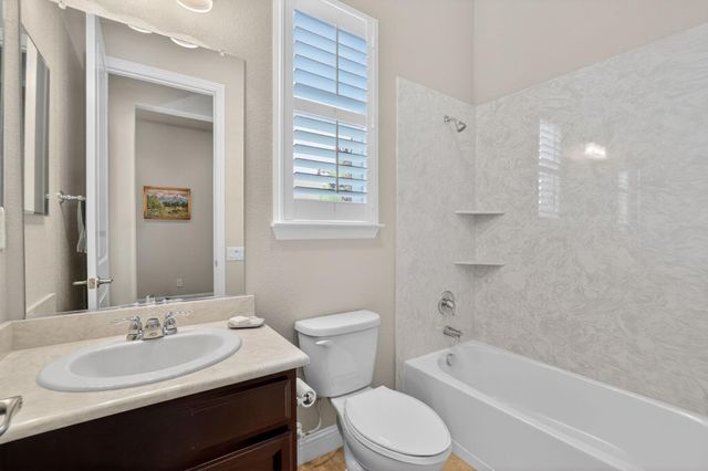 2151 Langtree Dr, Roseville, CA 95747