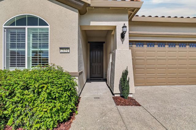2151 Langtree Dr, Roseville, CA 95747