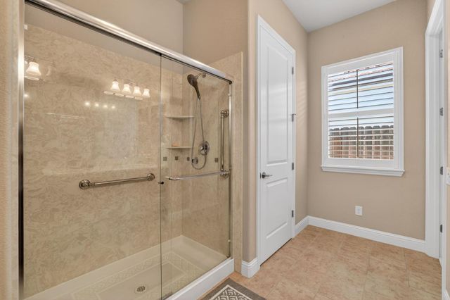 2151 Langtree Dr, Roseville, CA 95747