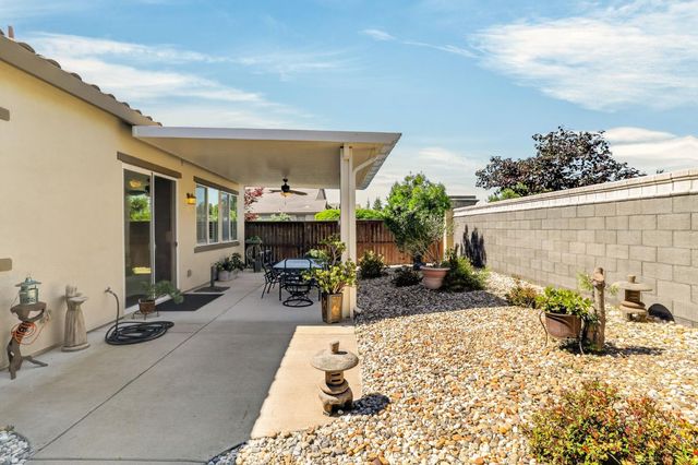 2151 Langtree Dr, Roseville, CA 95747