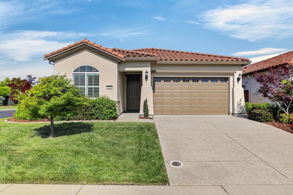 2151 Langtree Dr, Roseville, CA 95747