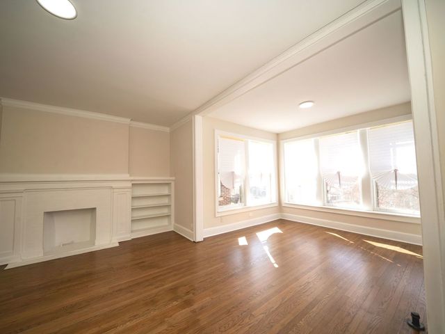 1260 W Columbia Avenue 2, Chicago, IL 60626